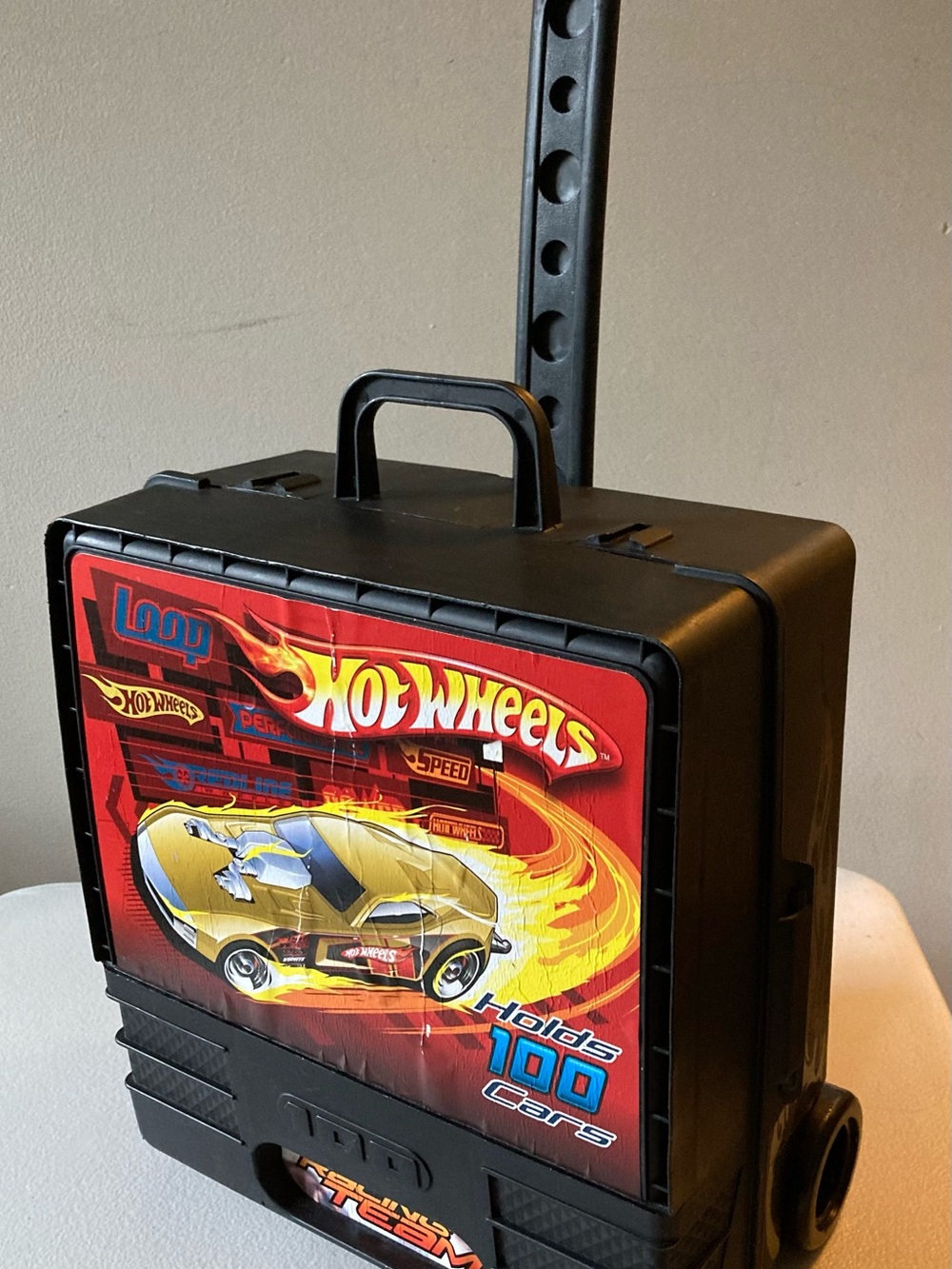Hot Wheels Racing Team Carry Case Holds 100 Cars, Rolling Handle, Black